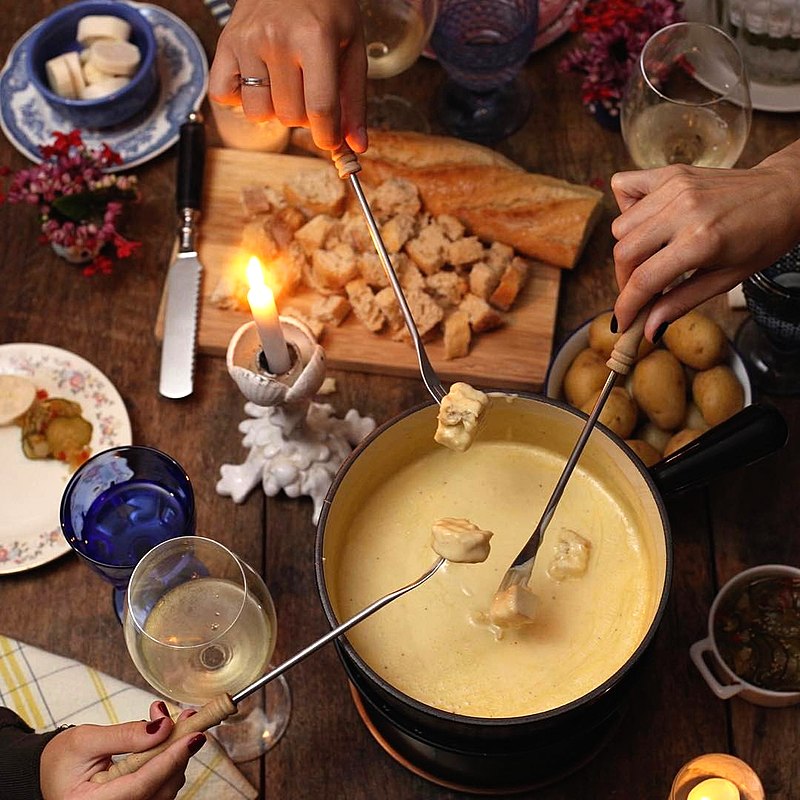 Swiss Dinner Party: Cheese Fondue, Roast Chicken & Rosti!